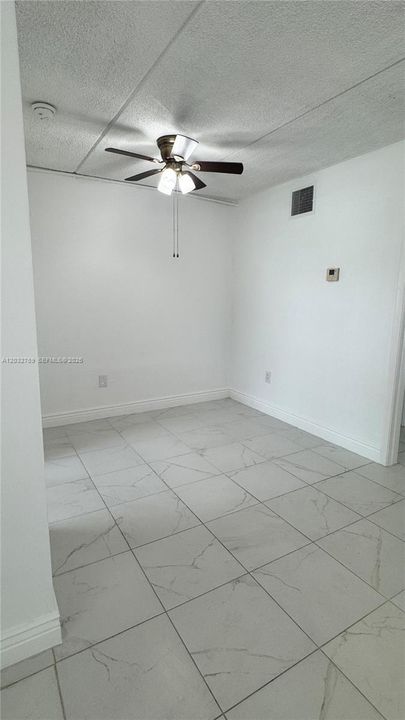 For Rent: $1,600 (1 beds, 1 baths, 591 Square Feet)