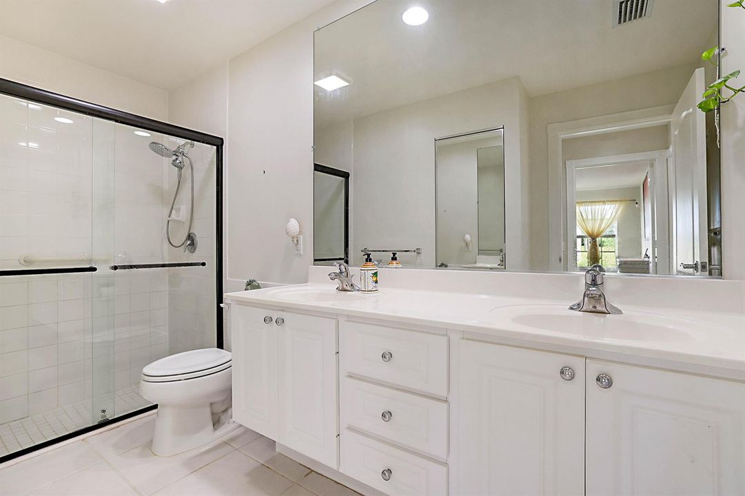 1134 SW Balmoral Trace-28