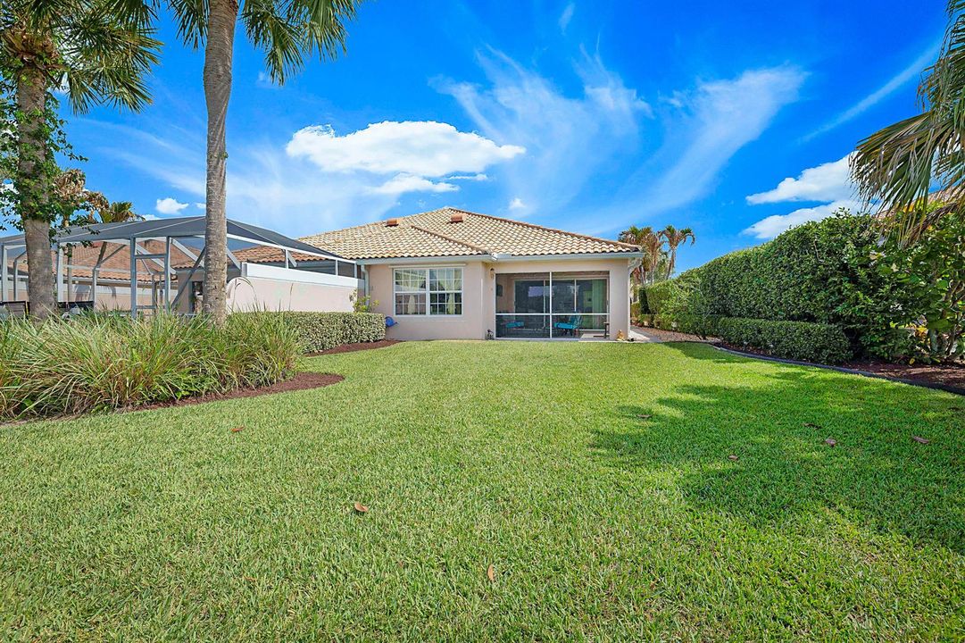 1134 SW Balmoral Trace-35