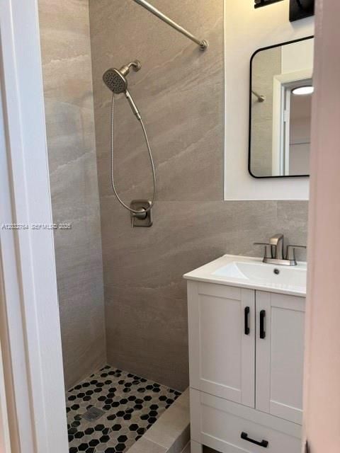 For Rent: $5,650 (2 beds, 2 baths, 1291 Square Feet)
