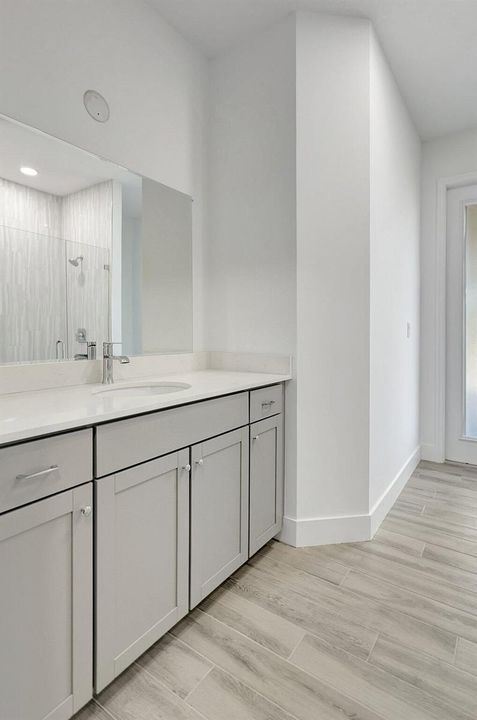 44-web-or-mls-5P1A6787
