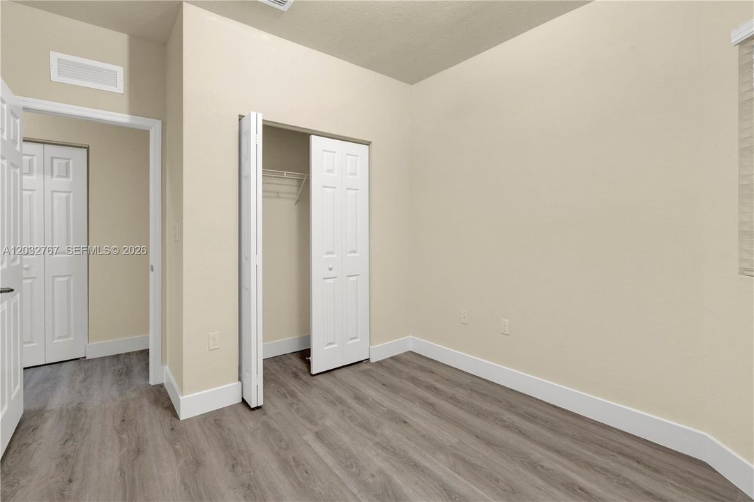 For Rent: $2,800 (3 beds, 2 baths, 1335 Square Feet)