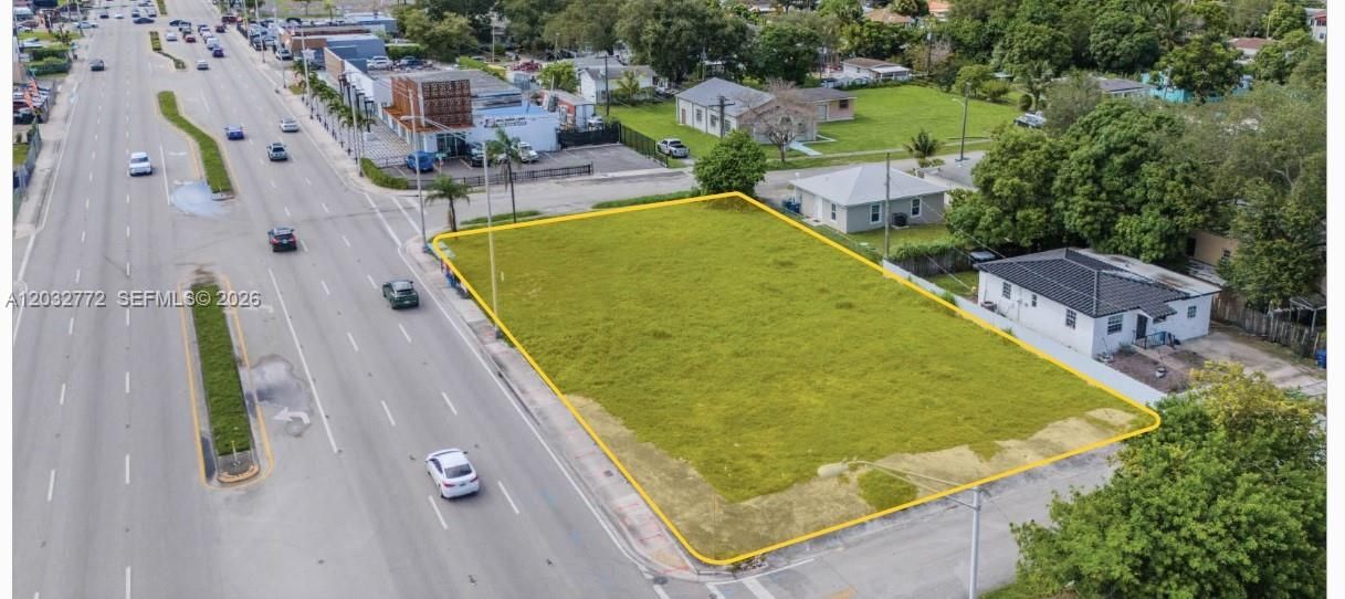 For Sale: $1,659,000 (0.39 acres)