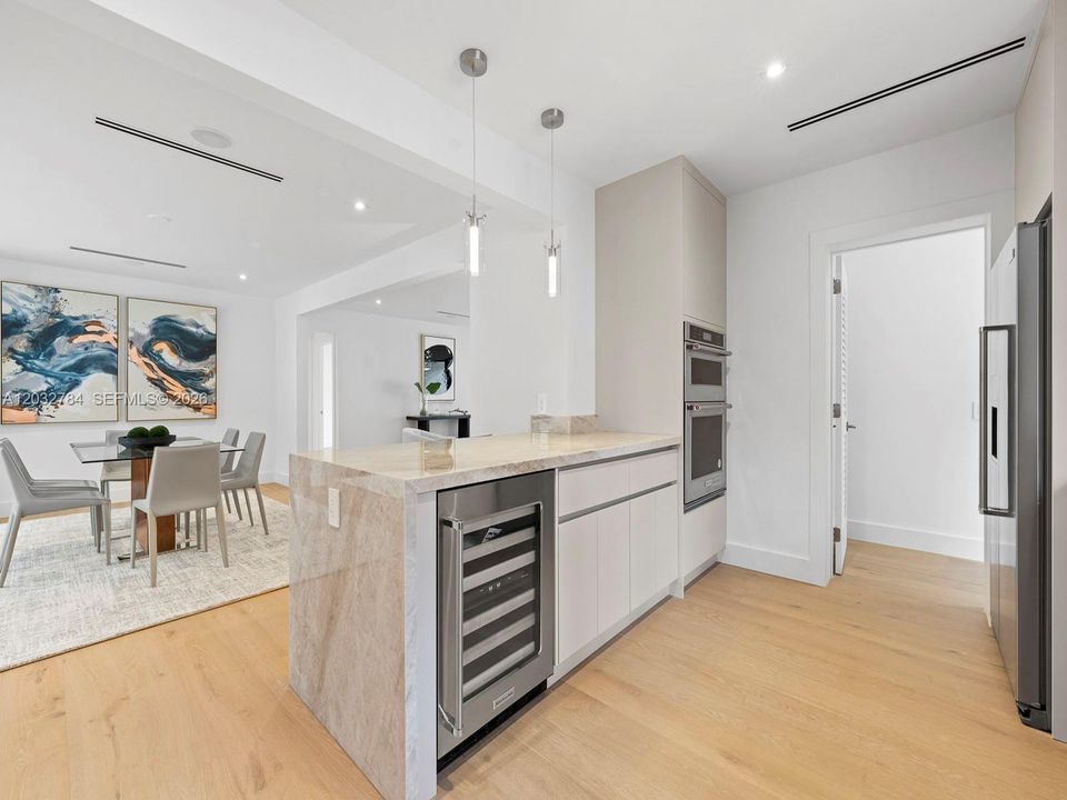 For Sale: $2,292,000 (4 beds, 3 baths, 2237 Square Feet)