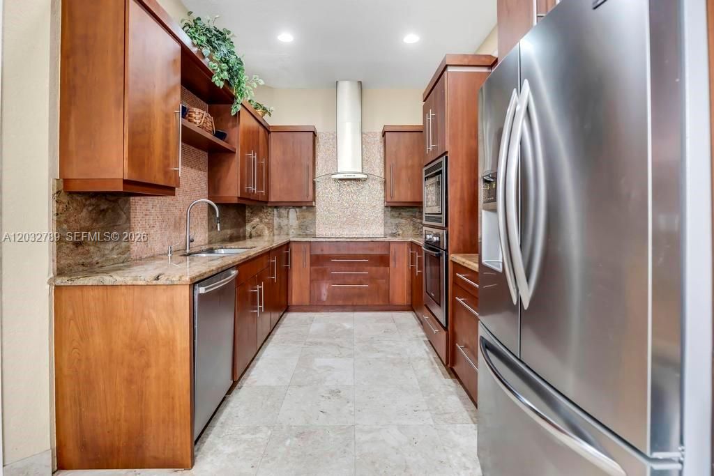 For Sale: $825,000 (3 beds, 2 baths, 1888 Square Feet)
