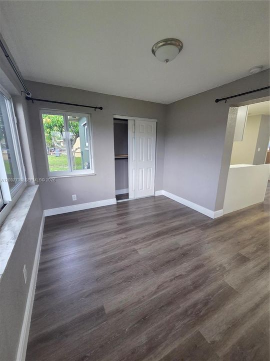 For Rent: $4,114 (4 beds, 3 baths, 1319 Square Feet)