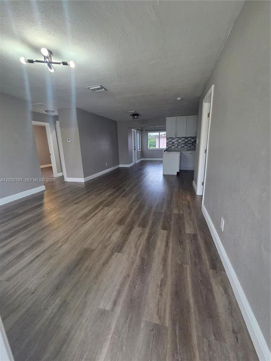 For Rent: $4,114 (4 beds, 3 baths, 1319 Square Feet)