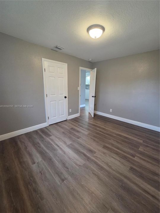For Rent: $4,114 (4 beds, 3 baths, 1319 Square Feet)