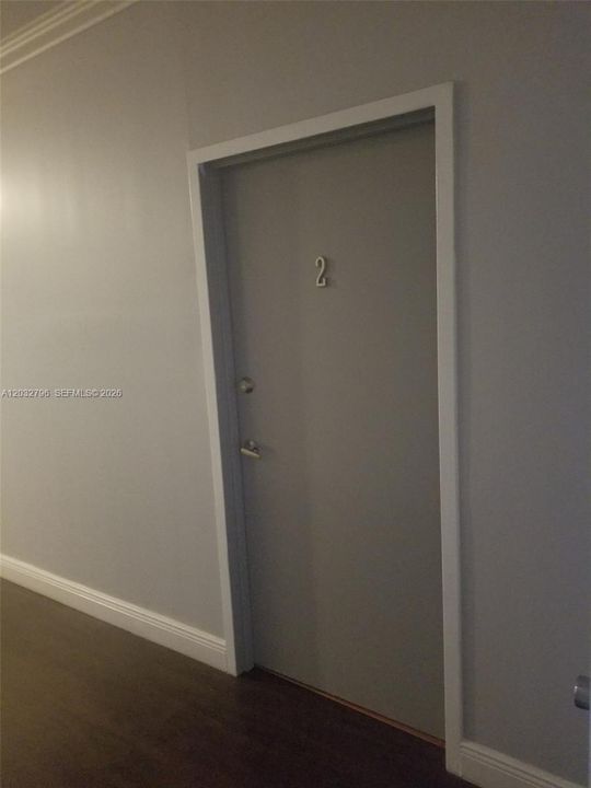 For Rent: $2,000 (2 beds, 1 baths, 610 Square Feet)