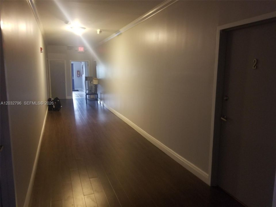 For Rent: $2,000 (2 beds, 1 baths, 610 Square Feet)