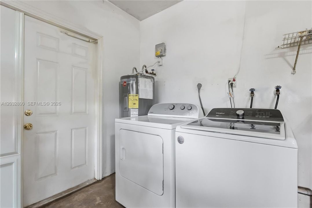 En Venta: $629,000 (3 camas, 2 baños, 1724 Pies cuadrados)