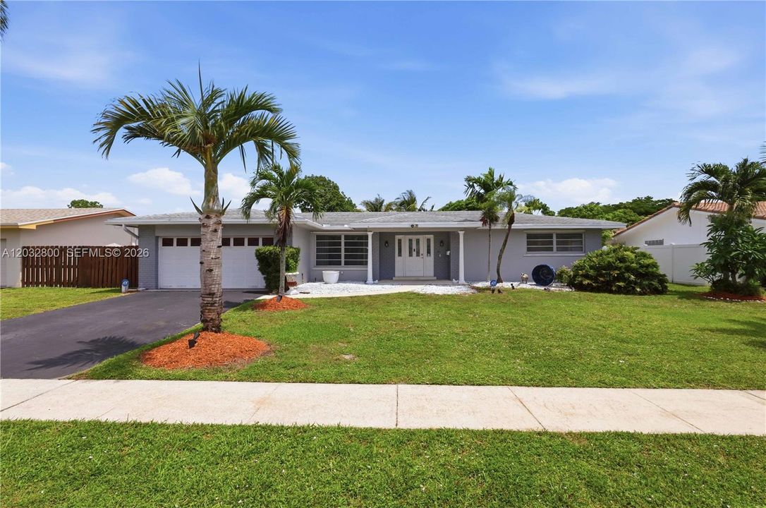 En Venta: $629,000 (3 camas, 2 baños, 1724 Pies cuadrados)