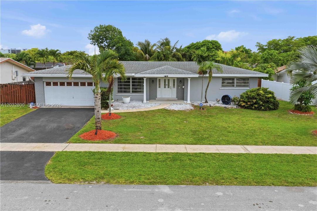 En Venta: $629,000 (3 camas, 2 baños, 1724 Pies cuadrados)