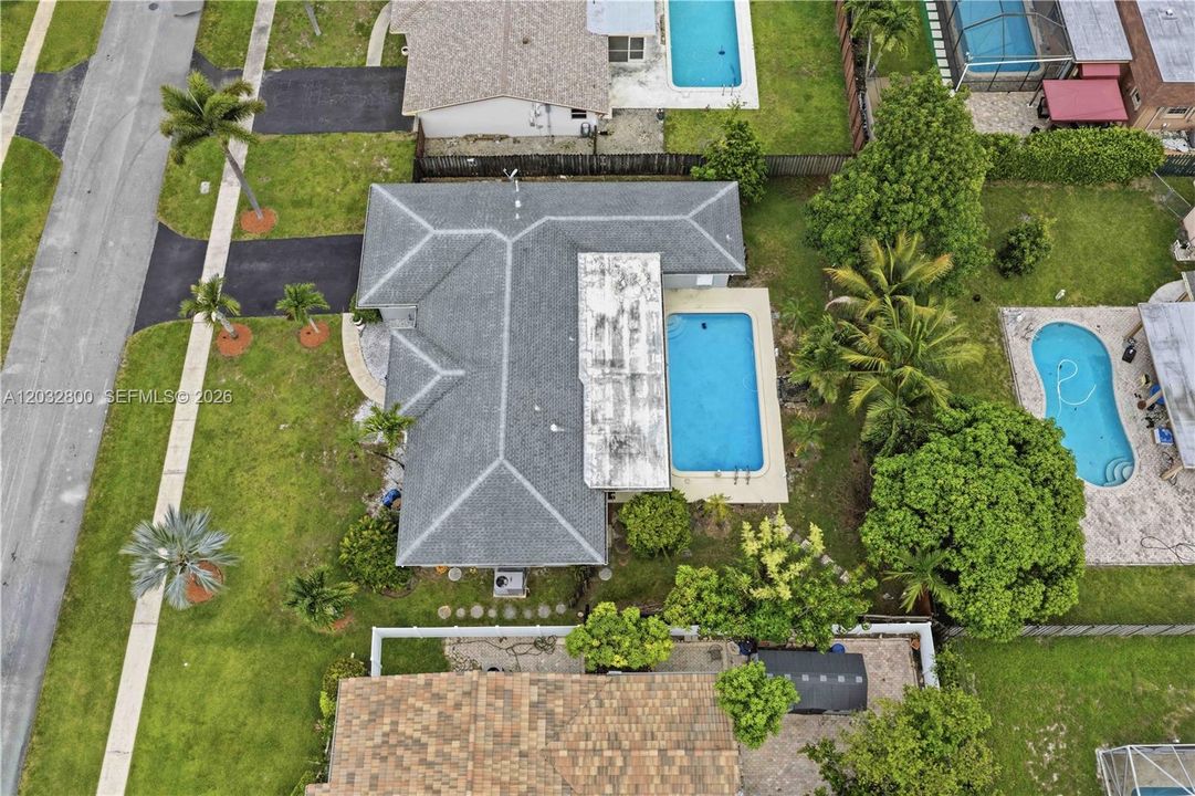En Venta: $629,000 (3 camas, 2 baños, 1724 Pies cuadrados)