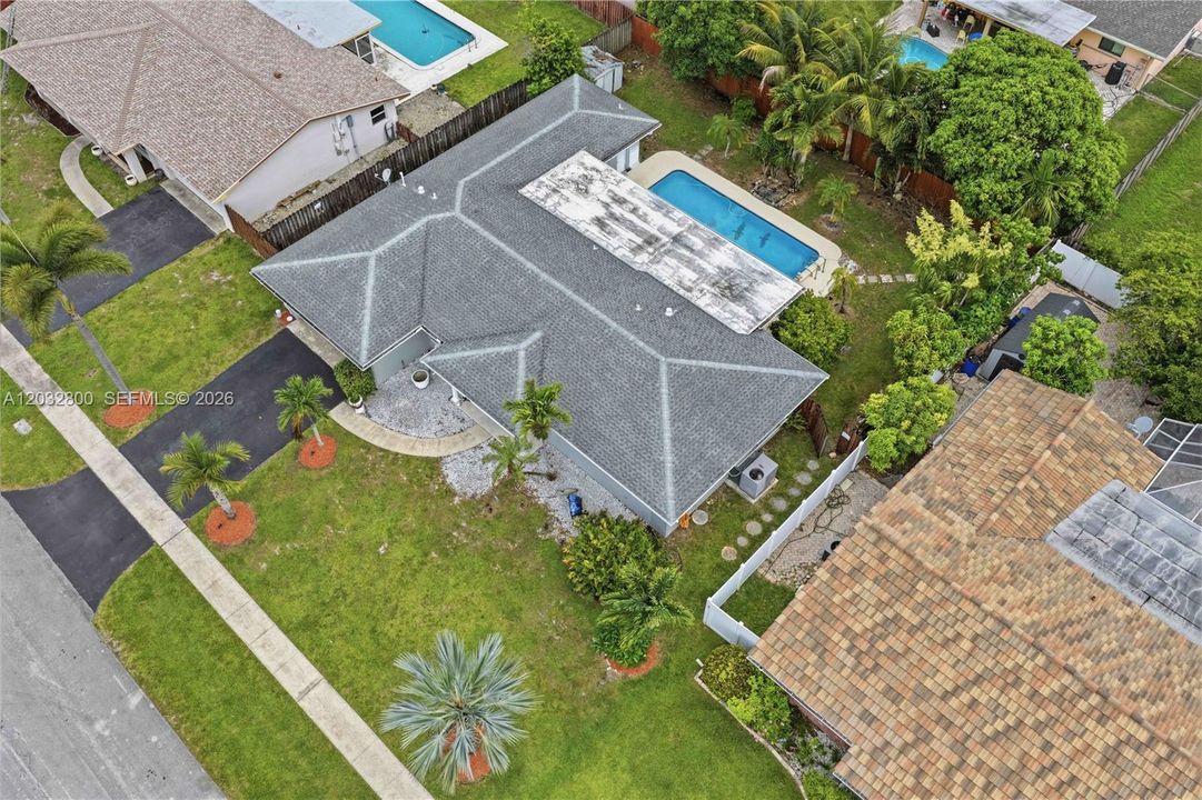 En Venta: $629,000 (3 camas, 2 baños, 1724 Pies cuadrados)