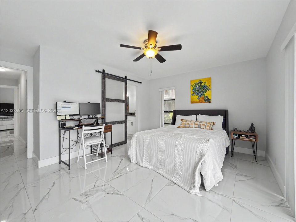 For Sale: $625,000 (2 beds, 2 baths, 1175 Square Feet)