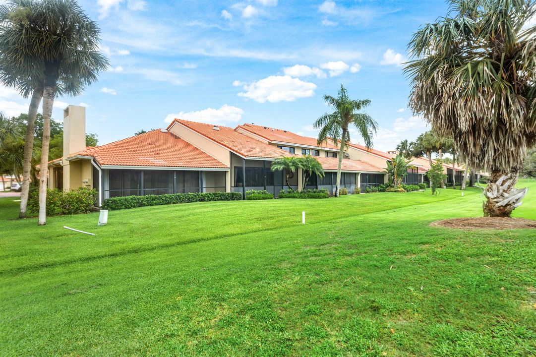 026-301OldMeadowWay-PalmBeachGardens-FL-