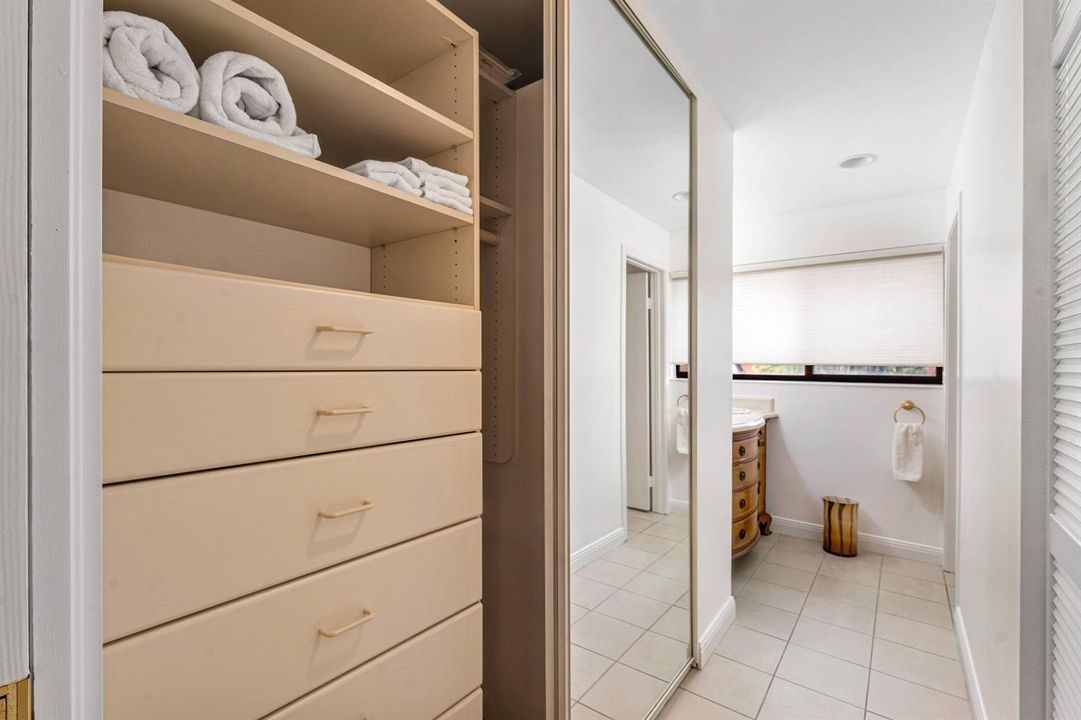 019-301OldMeadowWay-PalmBeachGardens-FL-