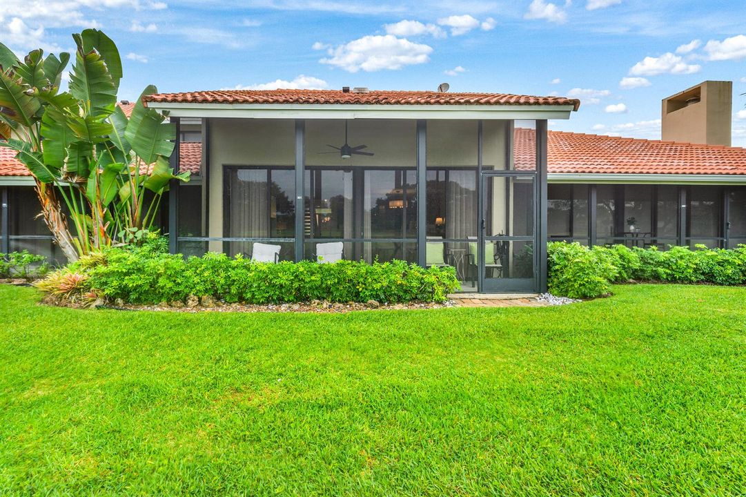 029-301OldMeadowWay-PalmBeachGardens-FL-