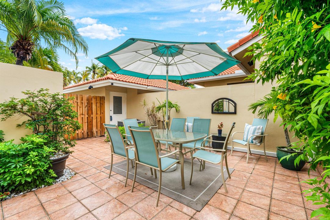 005-301OldMeadowWay-PalmBeachGardens-FL-