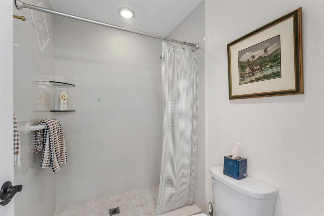 018-301OldMeadowWay-PalmBeachGardens-FL-