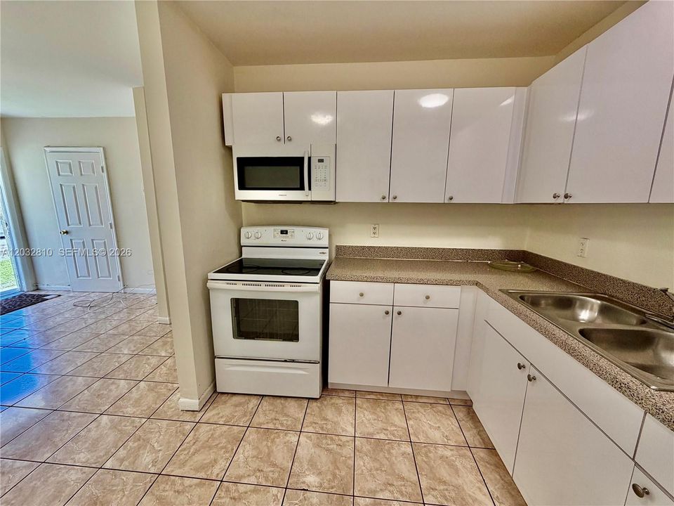 For Rent: $1,500 (1 beds, 1 baths, 5458 Square Feet)