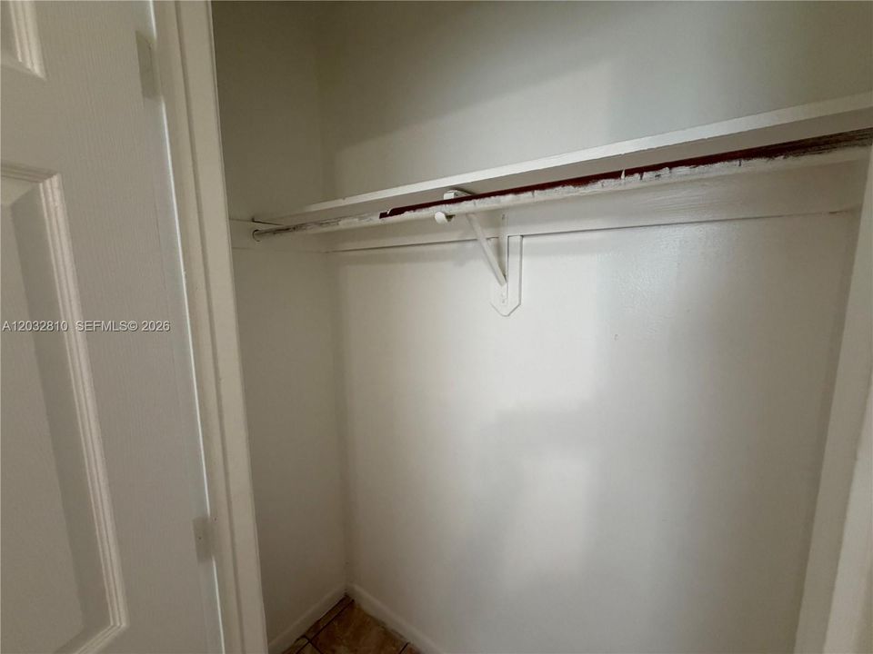 For Rent: $1,500 (1 beds, 1 baths, 5458 Square Feet)