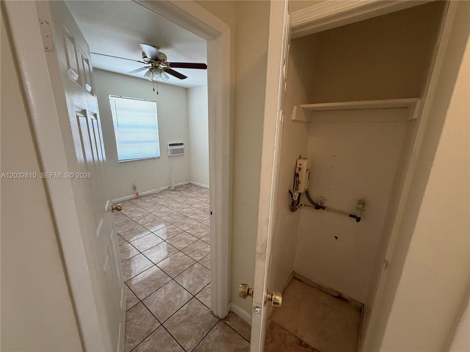 For Rent: $1,500 (1 beds, 1 baths, 5458 Square Feet)