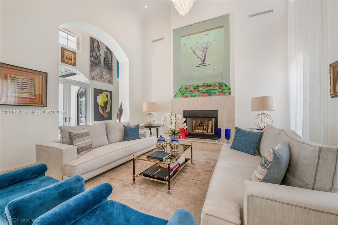 For Rent: $33,500 (6 beds, 6 baths, 7646 Square Feet)