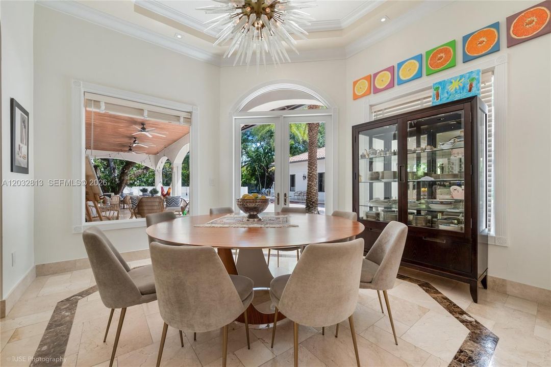For Rent: $33,500 (6 beds, 6 baths, 7646 Square Feet)