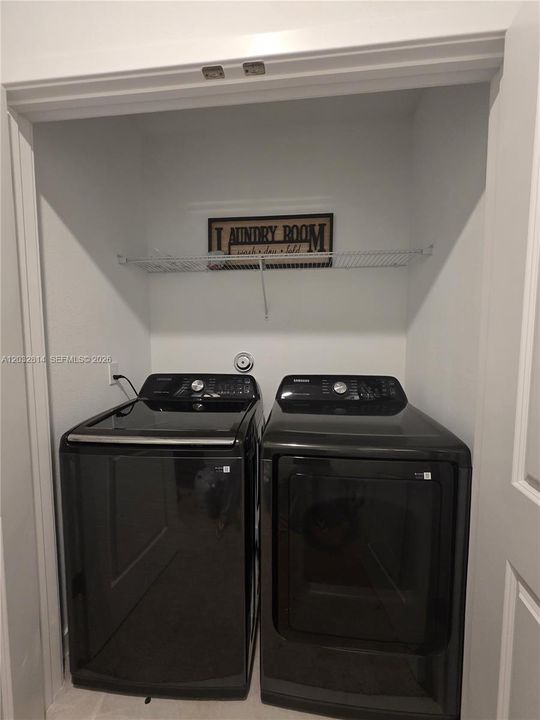 В аренду: $3,650 (4 спален, 3 ванн, 1685 Квадратных фут)