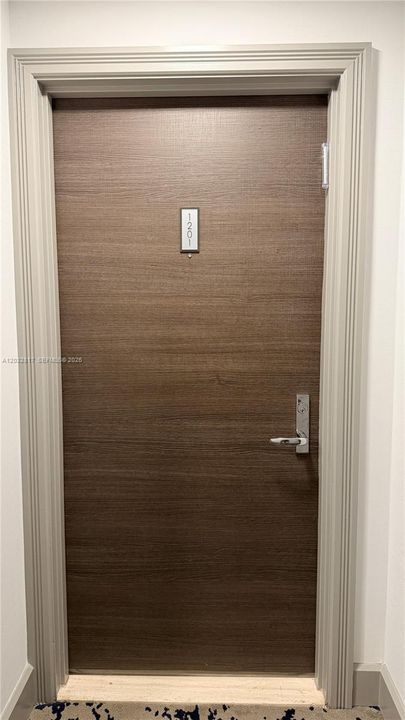 На продажу: $850,000 (3 спален, 2 ванн, 1700 Квадратных фут)