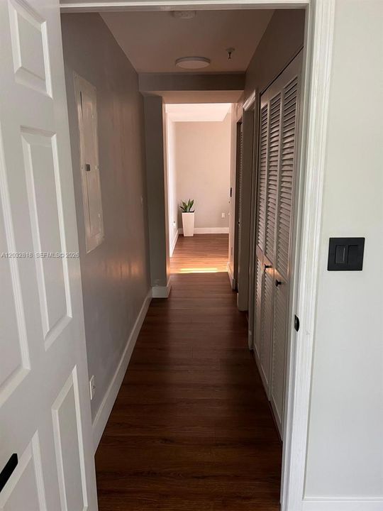 For Rent: $2,950 (2 beds, 2 baths, 1230 Square Feet)