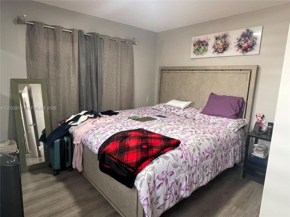 For Sale: $475,000 (3 beds, 2 baths, 1592 Square Feet)