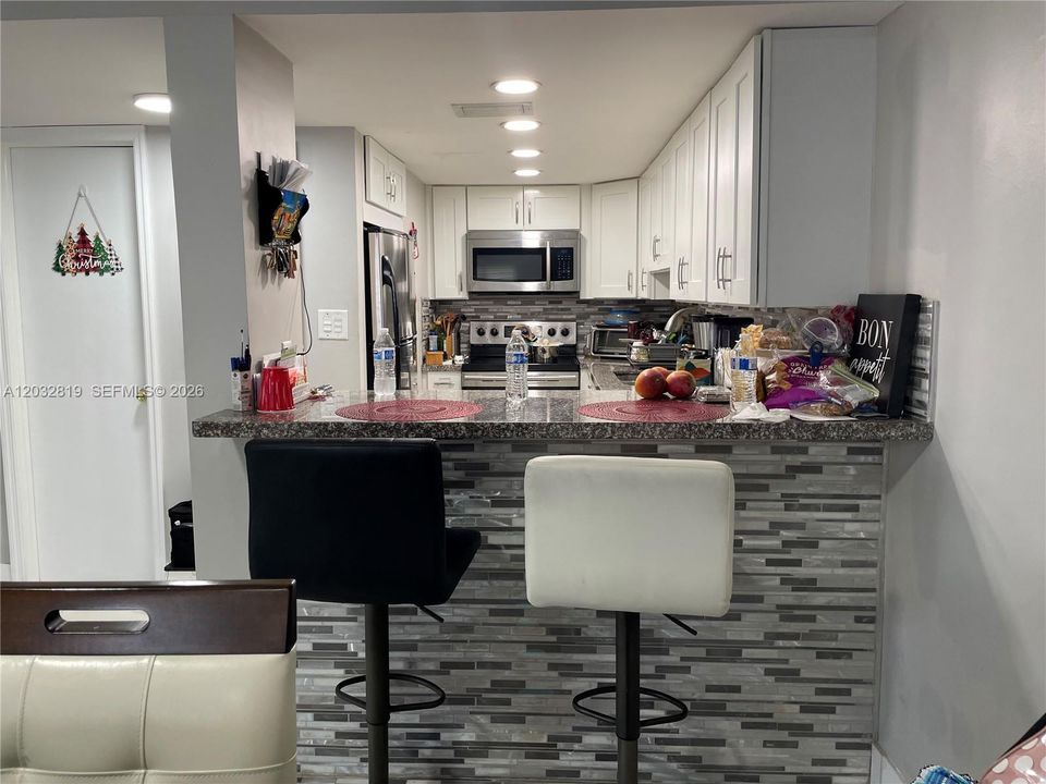 For Sale: $475,000 (3 beds, 2 baths, 1592 Square Feet)