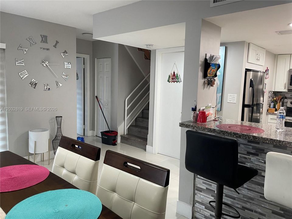 For Sale: $475,000 (3 beds, 2 baths, 1592 Square Feet)