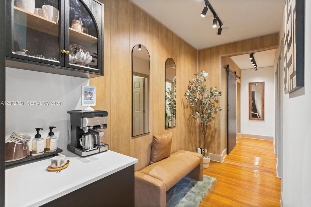 For Rent: $2,700 (2 beds, 1 baths, 0 Square Feet)