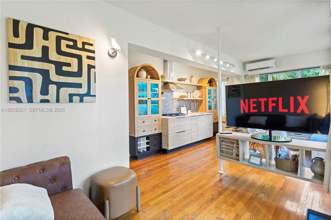 For Rent: $2,700 (2 beds, 1 baths, 0 Square Feet)