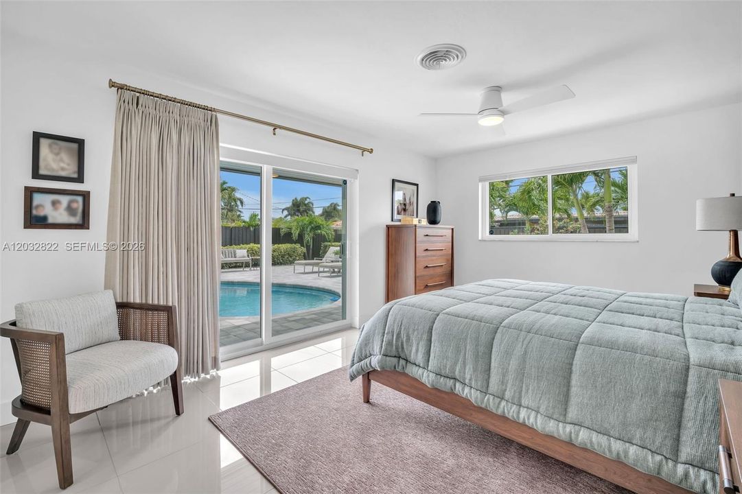 For Sale: $900,000 (3 beds, 2 baths, 1919 Square Feet)