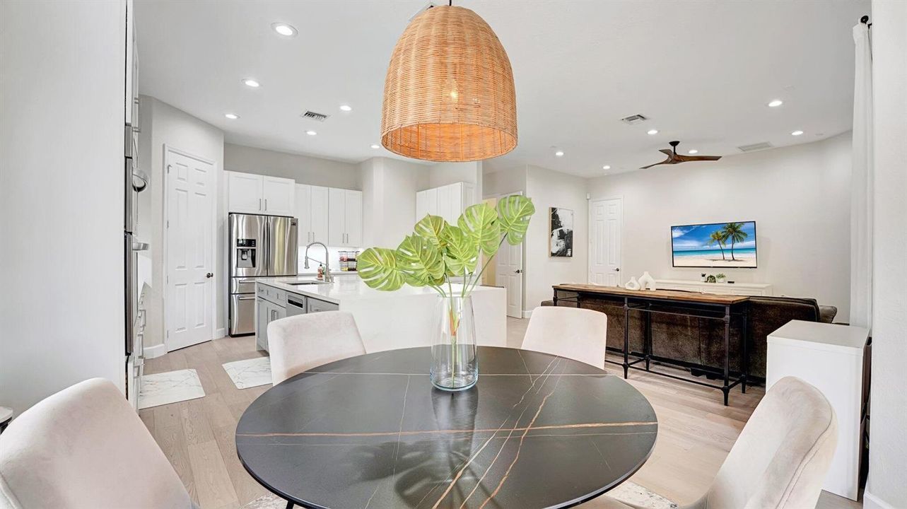 breakfast nook 1