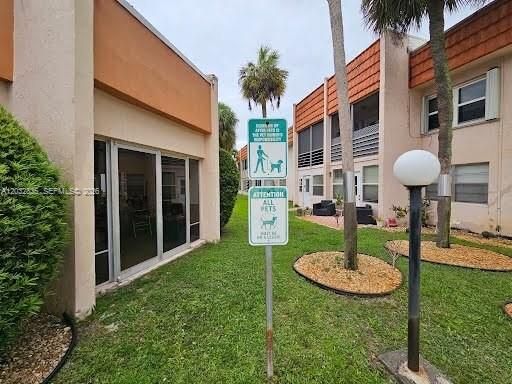 For Sale: $125,000 (1 beds, 1 baths, 750 Square Feet)