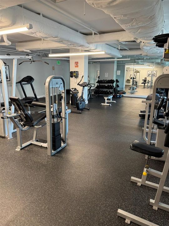 Active With Contract: $2,700 (2 beds, 2 baths, 1200 Square Feet)