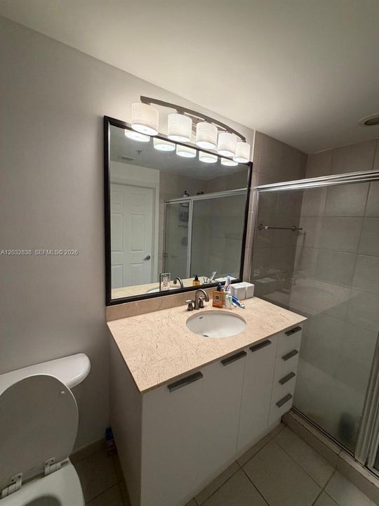Active With Contract: $2,700 (2 beds, 2 baths, 1200 Square Feet)