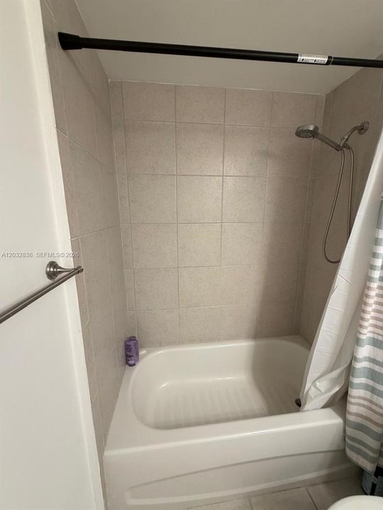 Active With Contract: $2,700 (2 beds, 2 baths, 1200 Square Feet)