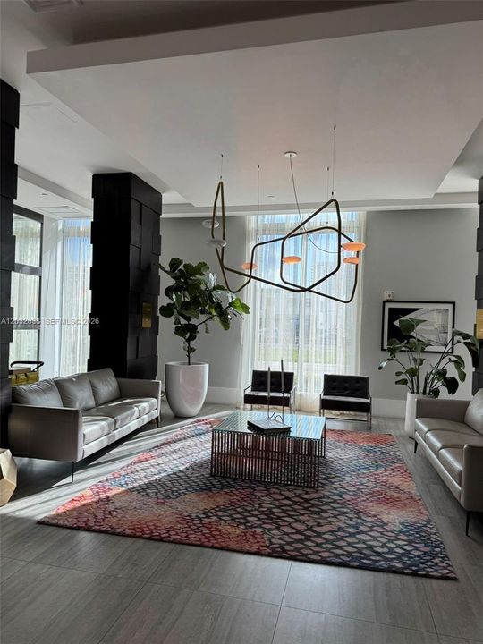 Active With Contract: $2,700 (2 beds, 2 baths, 1200 Square Feet)