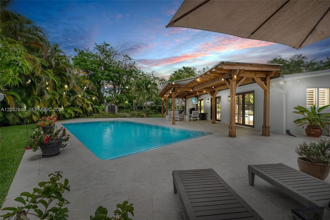 For Sale: $1,700,000 (4 beds, 3 baths, 2348 Square Feet)