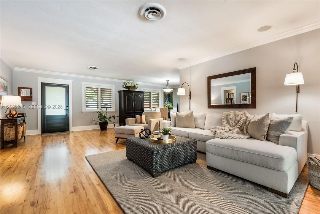 For Sale: $1,700,000 (4 beds, 3 baths, 2348 Square Feet)
