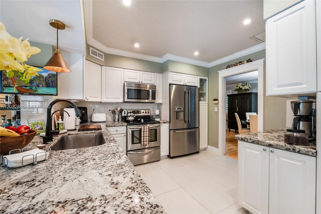 For Sale: $1,700,000 (4 beds, 3 baths, 2348 Square Feet)