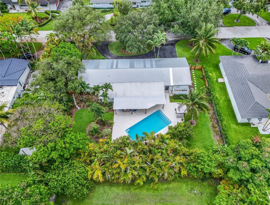 For Sale: $1,700,000 (4 beds, 3 baths, 2348 Square Feet)