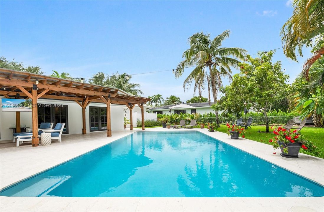 For Sale: $1,700,000 (4 beds, 3 baths, 2348 Square Feet)